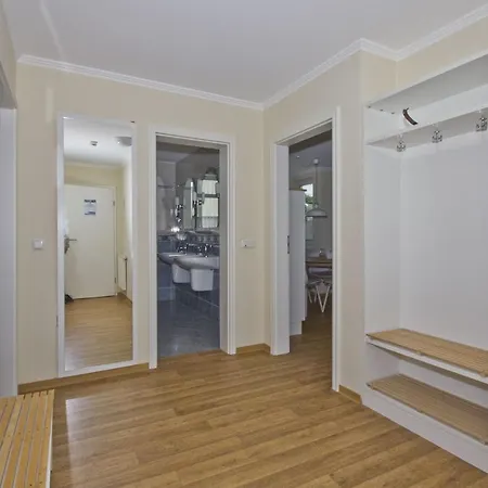 아파트 Mit Meerblick Und Balkon, Gratis Nutzung Vom Ahoi Erlebnisbad Und Sauna In Sellin - Meeresblick 24 괴렌